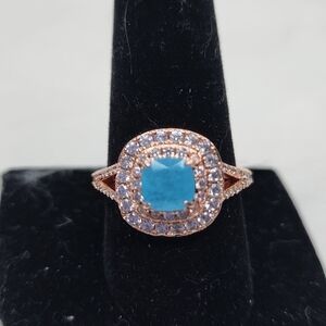 🎄NWT AQUA BLUE QUARTZ RING🎄